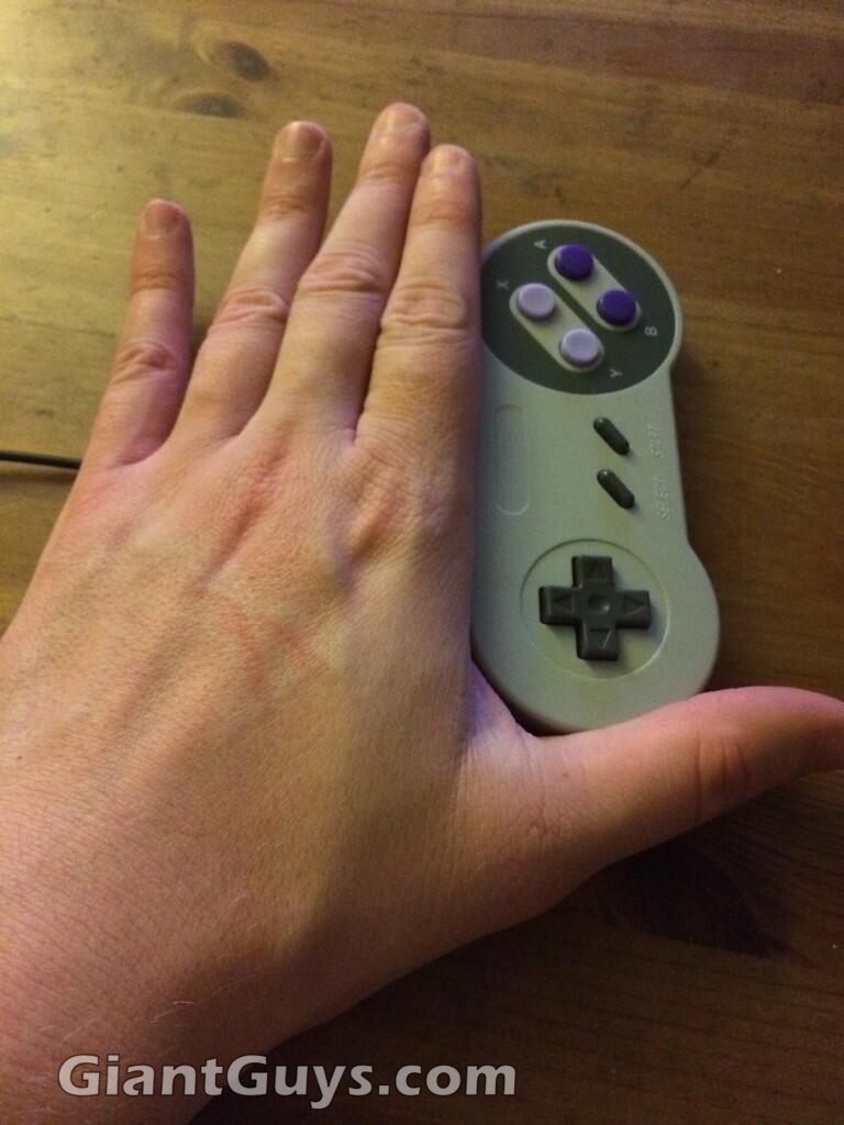 Hand vs SNES controller