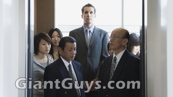 4.-You’re-In-The-Back-Of-Every-Photo