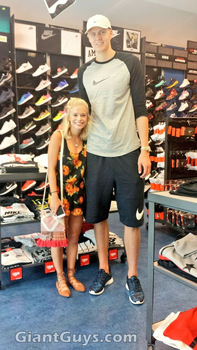Kristaps shopping