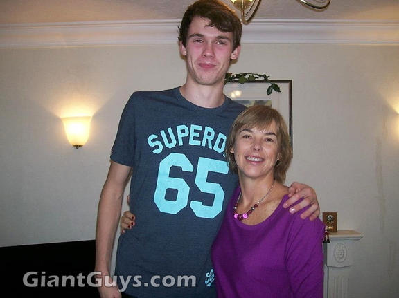 William Jewell - Tall Guys Free 