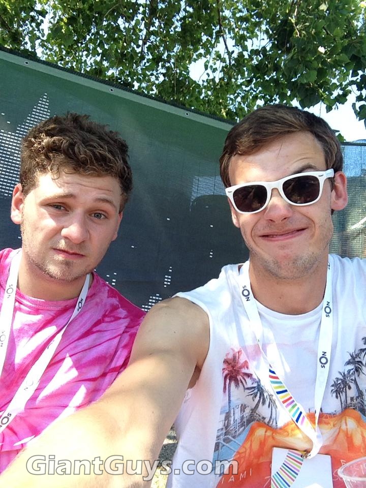 William Jewell - Tall Guys Free 