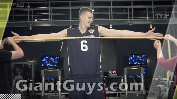 Kristaps Porzingis - Tall Guys Free 