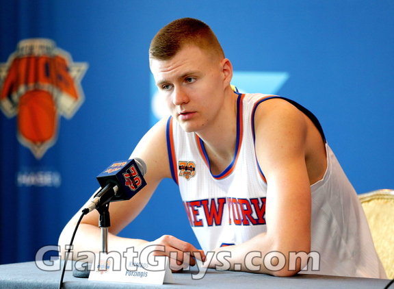 Kristaps Porzingis - Tall Guys Free 