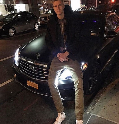 Kristaps Porzingis - Tall Guys Free 
