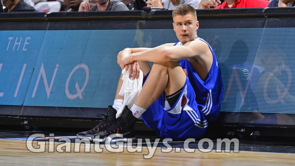 Kristaps Porzingis - Tall Guys Free 