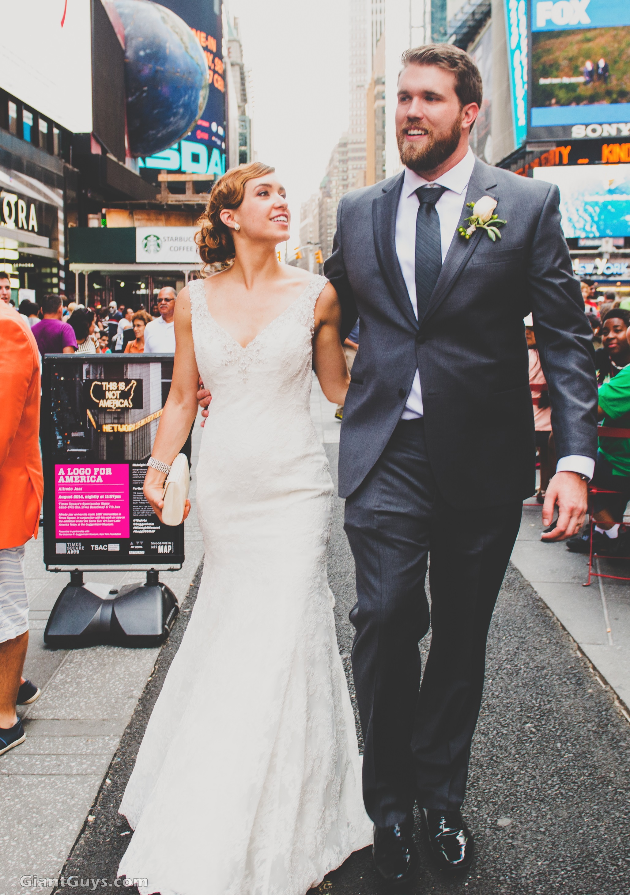 12eed3f8-f597-4310-ad9a-4d03366f46f0