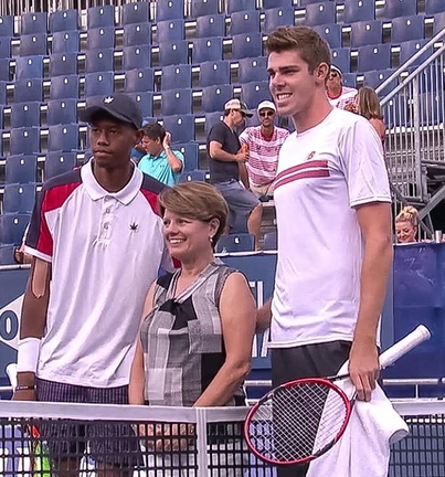 Tall Guys Free (153)