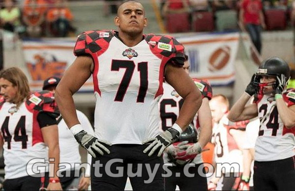 Babatunde Aiyegbusi 6-foot-9  351