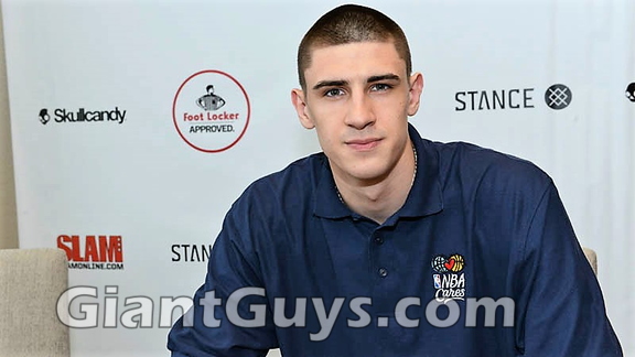 Alex Len 