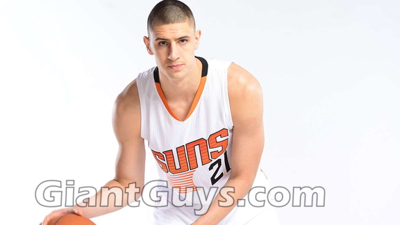 Alex Len 