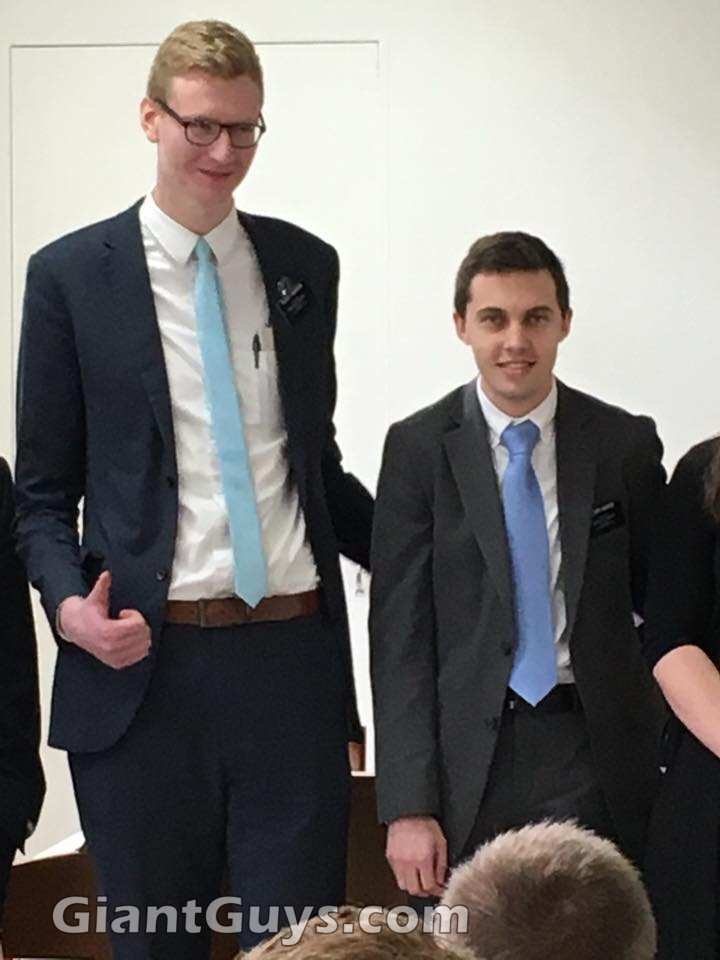 7ft3