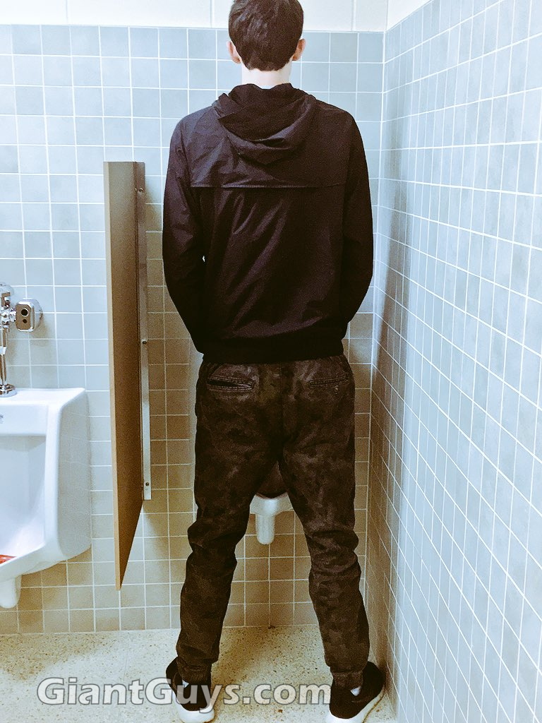 6'6 Devin Blankenship ---