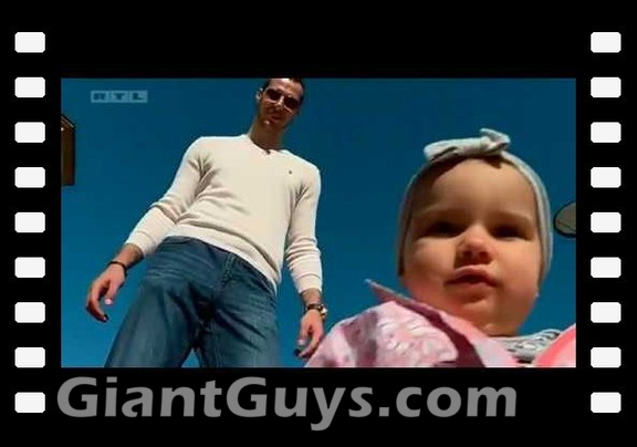 ROBERT RIKIĆ (220 CM X 52 EUR)