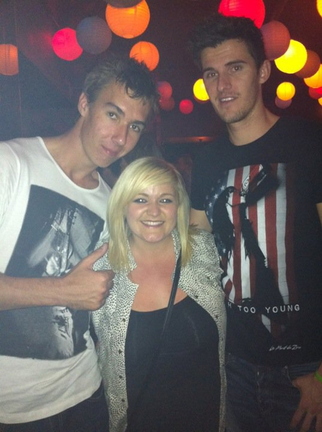 6'10 233lbs and 13us 111