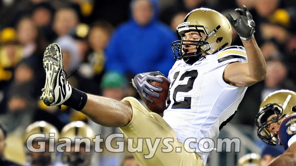 Alejandro Villanueva