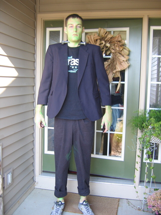 7ft1 costume