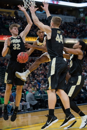 Matt Haarms and Isaac Haas