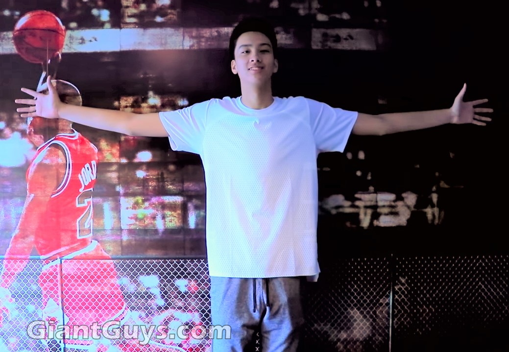 Kai Sotto 7 foot wingspan