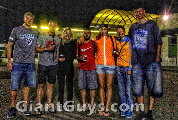 Vitaliy Vintonyak  and Roman