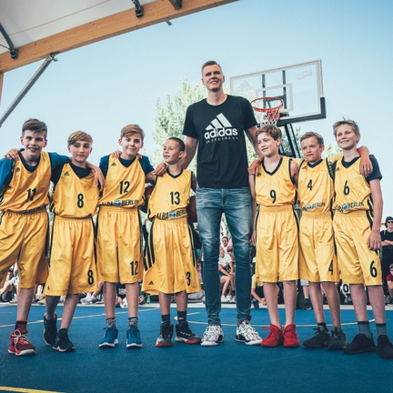 Kristaps Porzingis is a Giant