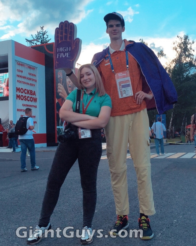 Super Tall Guy