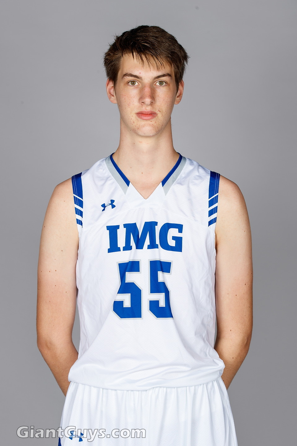 Olivier Rioux 7 foot 8 basketball IMG Academy