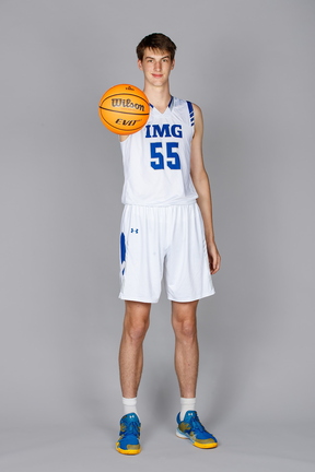 Olivier Rioux 7 foot 8 basketball IMG Academy
