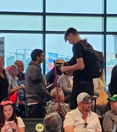 Olivier Rioux tall 7ft8