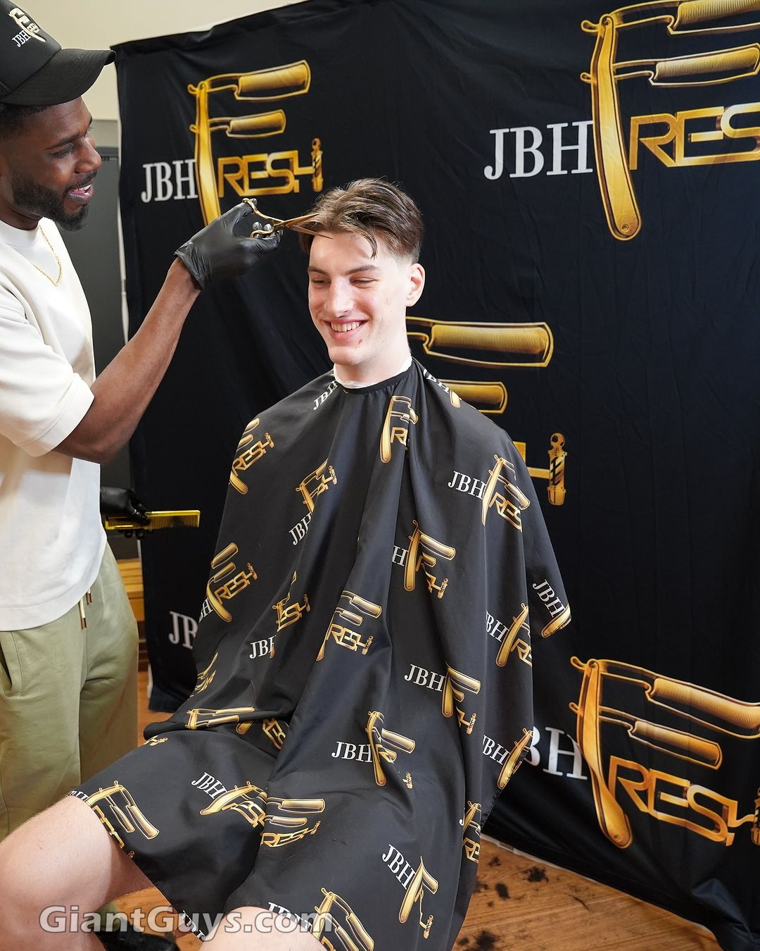 Olivier Rioux tall 7ft8