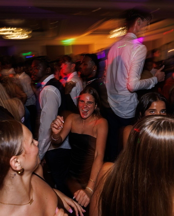 Olivier Rioux tall 7ft8