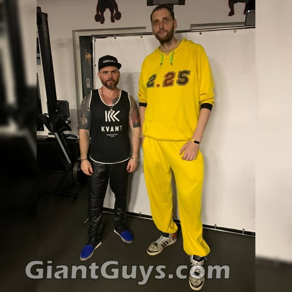 Giant Guys